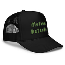 Load image into Gallery viewer, Trucker hat
