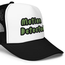 Load image into Gallery viewer, Trucker hat
