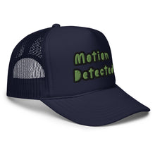 Load image into Gallery viewer, Trucker hat
