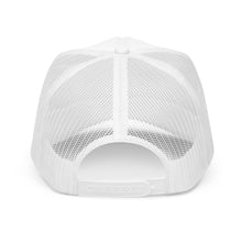 Load image into Gallery viewer, Trucker hat
